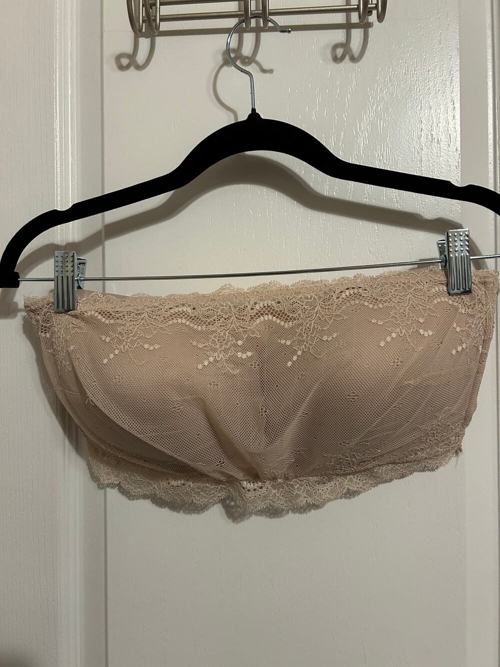 Spanx Undie-tectable Lace Bandeau Bra Nude